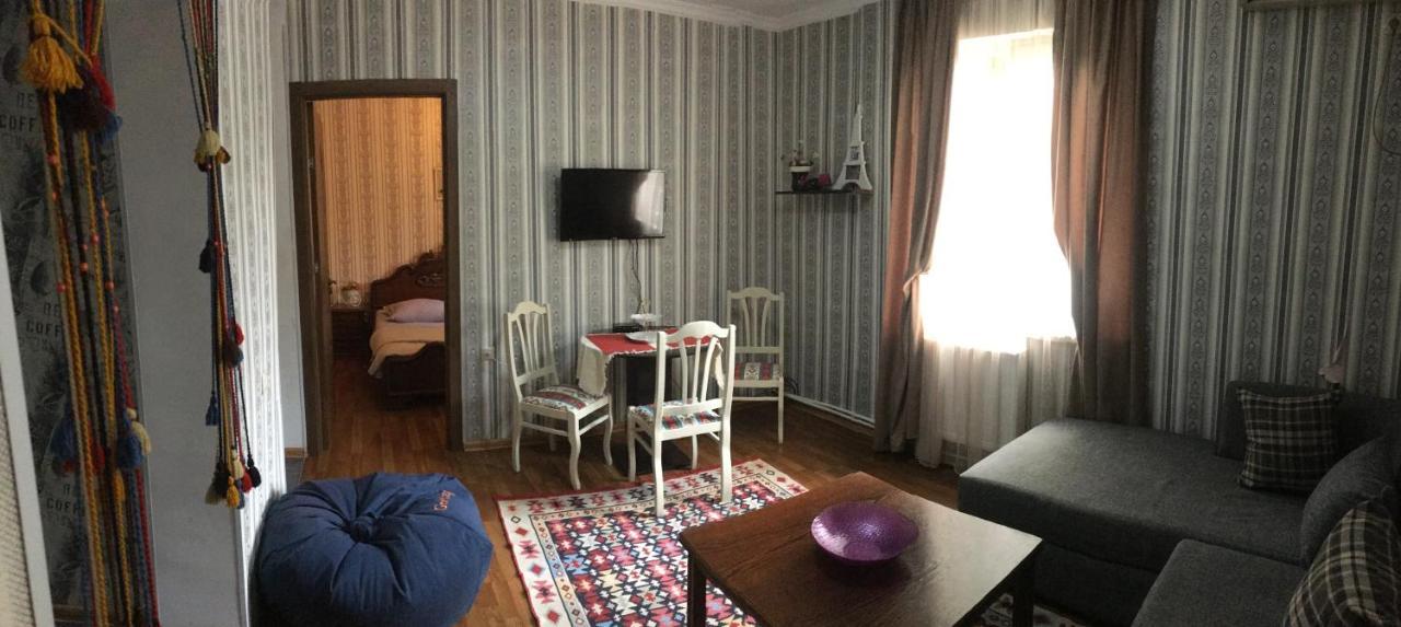 Tbilisi Central Street Cosy Apartments Екстер'єр фото
